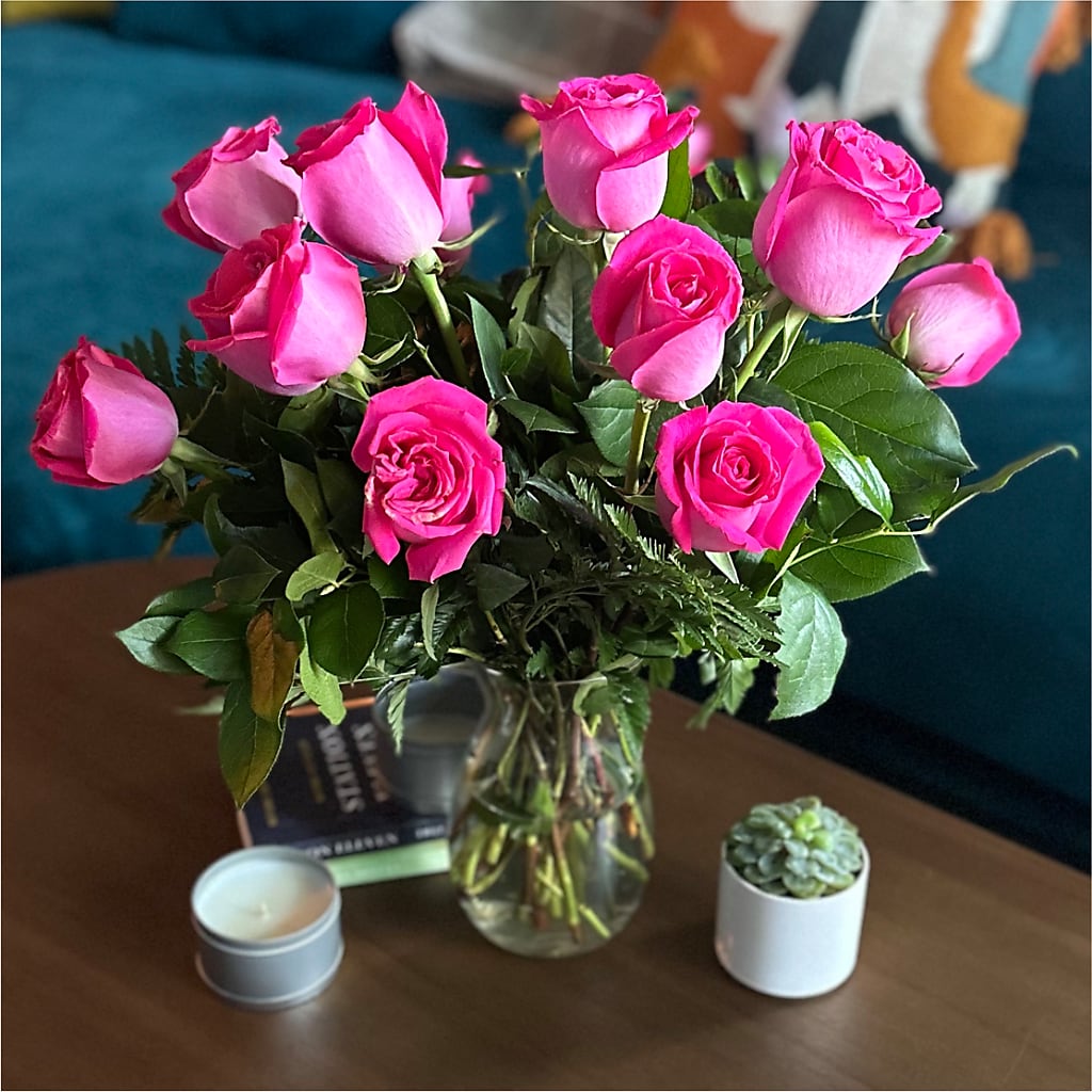 Long Stem Pink Rose Bouquet –  Salisbury Flower Shop, Salisbury NC