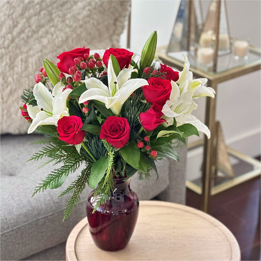 Evergreen Delight Bouquet –  Salisbury Flower Shop, Salisbury NC